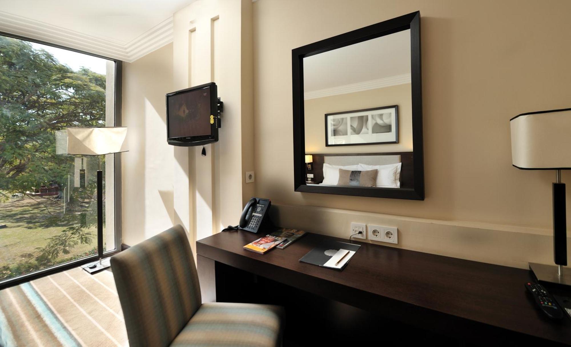 Pullman Lubumbashi Grand Karavia. Hotell Exteriör bild